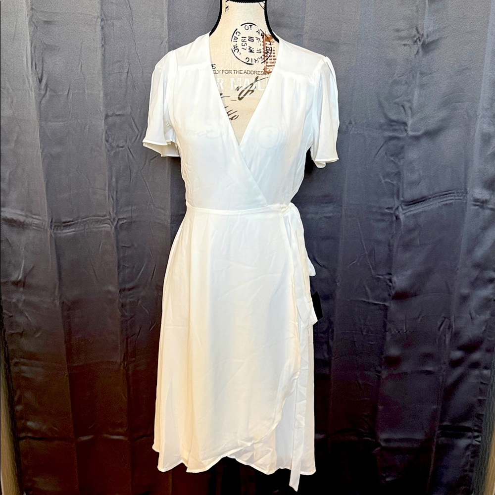 LULUS BRAND NEW Elegant White Wrap Dress - Picture 2 of 7